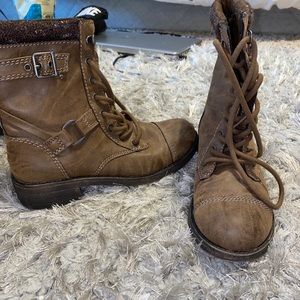 rocket dog combat boots